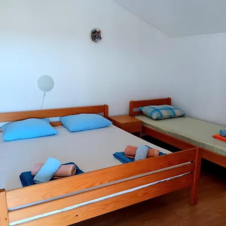 Ivan Apartman