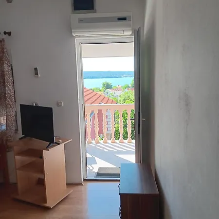 Apartment Ivan Gornji Karin