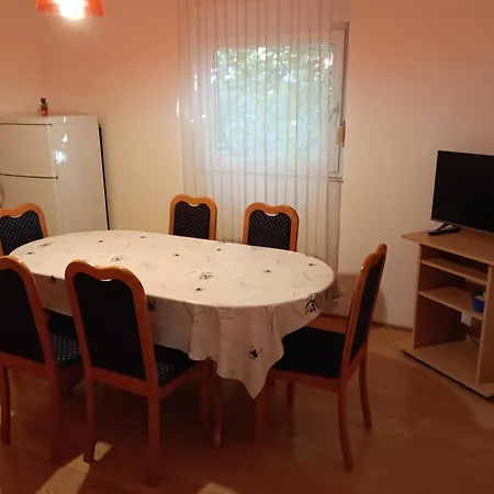 Ivan Apartman