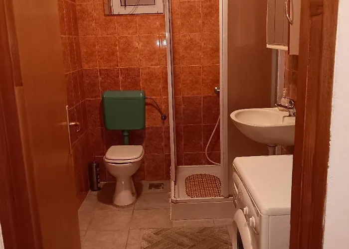 Ivan Apartamento Gornji Karin