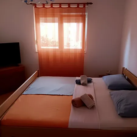 Ivan Apartamento Gornji Karin